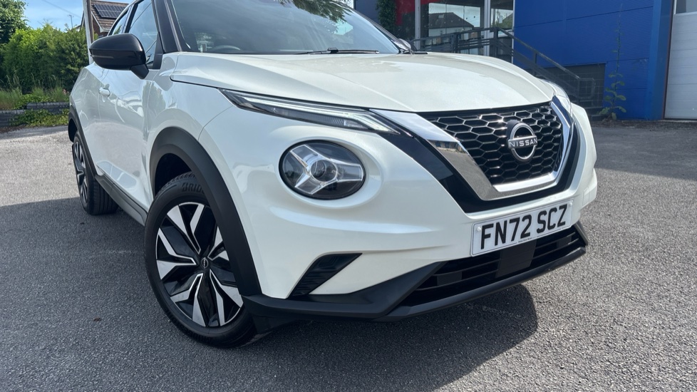 Nissan Juke 1.0 DiG-T 114 Acenta 5dr DCT Petrol Hatchback - Image 22