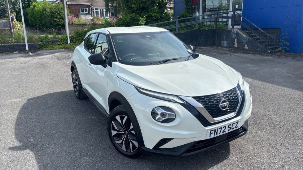 Nissan Juke 1.0 DiG-T 114 Acenta 5dr DCT Petrol Hatchback - Image 23