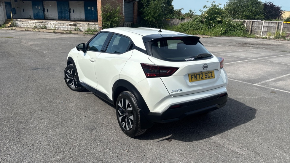 Nissan Juke 1.0 DiG-T 114 Acenta 5dr DCT Petrol Hatchback - Image 25