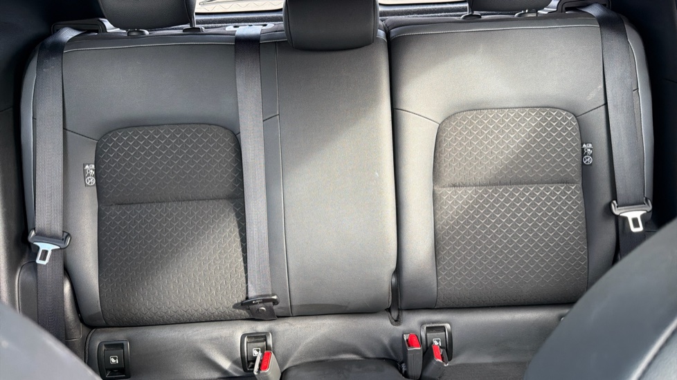Nissan Juke 1.0 DiG-T 114 N-Connecta 5dr Petrol Hatchback - Image 15