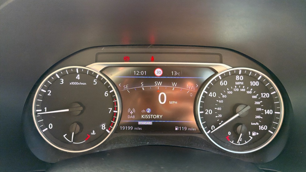 Nissan Juke 1.0 DiG-T 114 N-Connecta 5dr Petrol Hatchback - Image 18