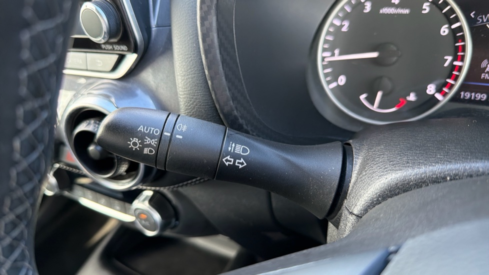 Nissan Juke 1.0 DiG-T 114 N-Connecta 5dr Petrol Hatchback - Image 30