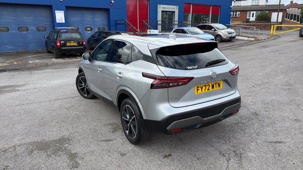 Nissan Qashqai 1.3 DiG-T MH Tekna 5dr Petrol Hatchback - Image 25