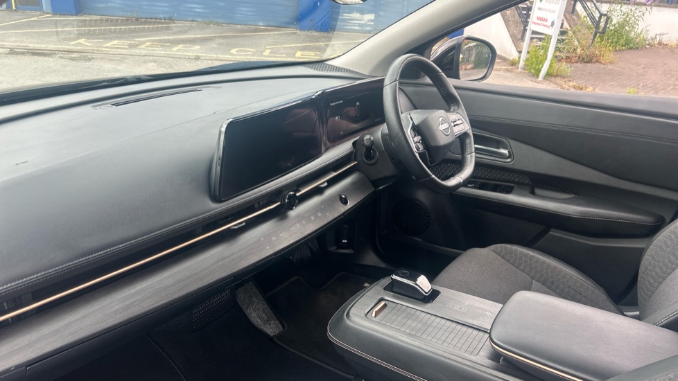 Nissan ARIYA 160kW Advance 63kWh 22kWCh 5dr Auto Electric Hatchback - Image 9
