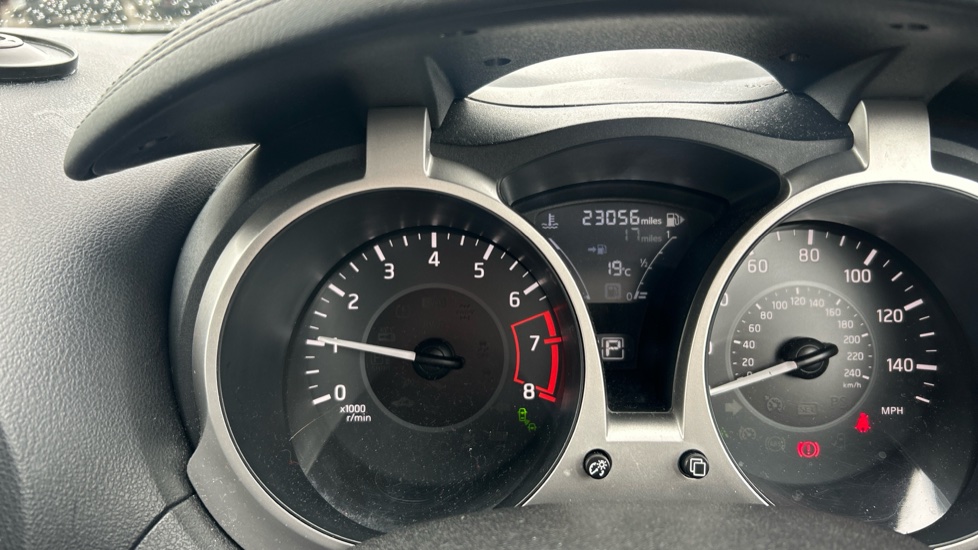 Nissan Juke 1.6 [112] Tekna 5dr CVT [Bose] Petrol Hatchback - Image 18