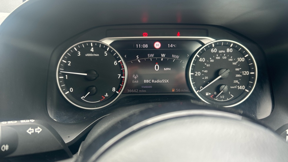 Nissan Qashqai 1.3 DiG-T MH N-Connecta 5dr Petrol Hatchback - Image 18