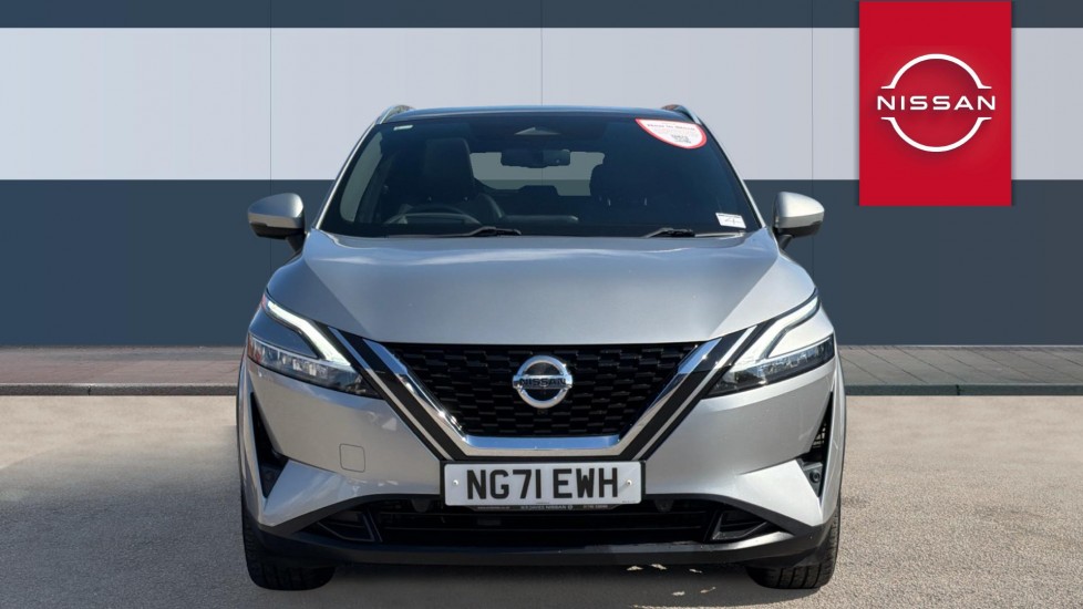 Nissan Qashqai 1.3 DiG-T MH 158 Tekna 5dr Xtronic Petrol Hatchback - Image 3