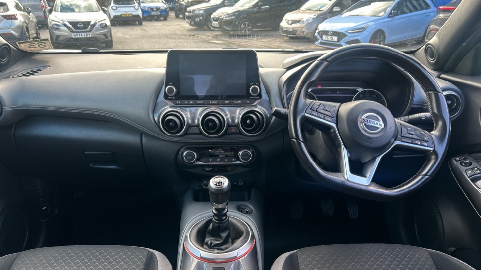Nissan Juke 1.0 DiG-T N-Connecta 5dr Petrol Hatchback - Image 10