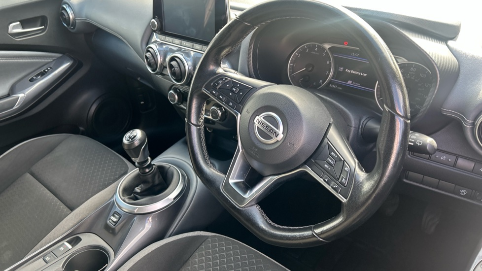 Nissan Juke 1.0 DiG-T N-Connecta 5dr Petrol Hatchback - Image 11