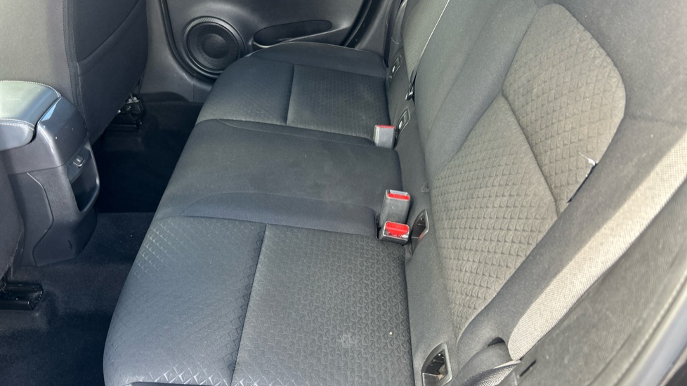 Nissan Juke 1.0 DiG-T N-Connecta 5dr Petrol Hatchback - Image 16