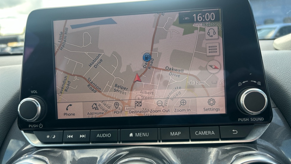 Nissan Juke 1.0 DiG-T N-Connecta 5dr Petrol Hatchback - Image 21