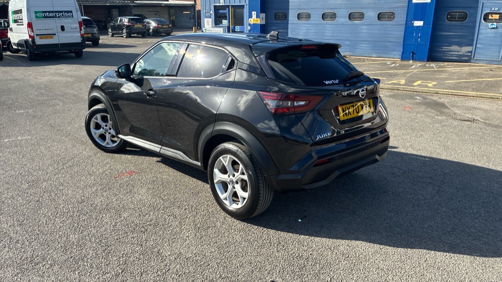 Nissan Juke 1.0 DiG-T N-Connecta 5dr Petrol Hatchback - Image 35