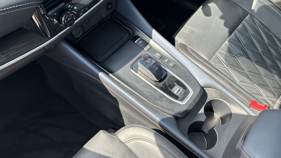 Nissan Qashqai 1.5 E-Power Tekna+ 5dr Auto Hybrid Hatchback - Image 13