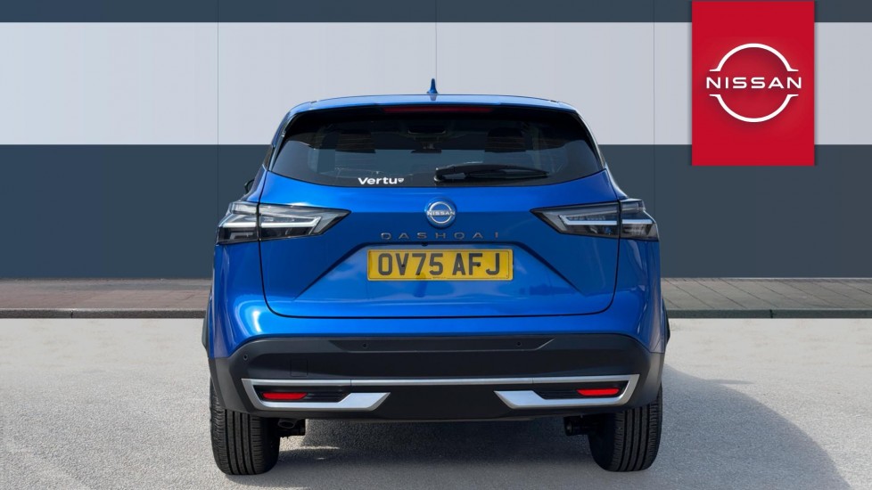 Nissan Qashqai 1.3 DiG-T MH Acenta Premium 5dr Petrol Hatchback - Image 6