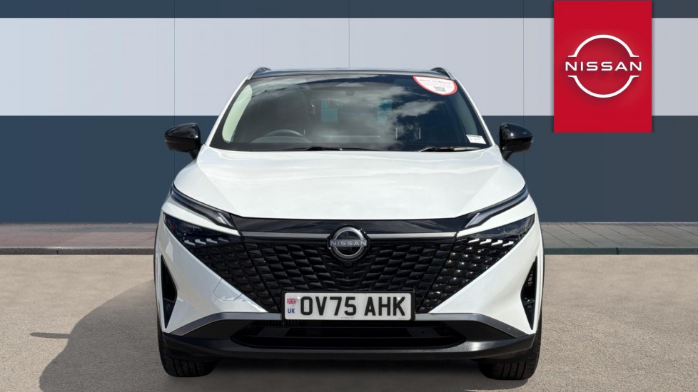 Nissan Qashqai 1.3 DiG-T MH N-Connecta [Glass Roof] 5dr Petrol Hatchback - Image 3
