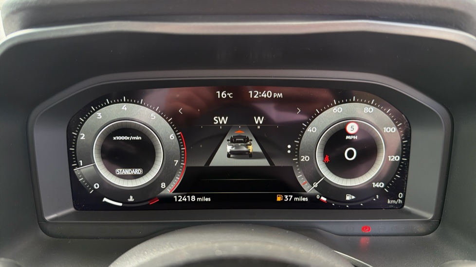 Nissan Qashqai 1.3 DiG-T MH N-Connecta [Glass Roof] 5dr Petrol Hatchback - Image 18