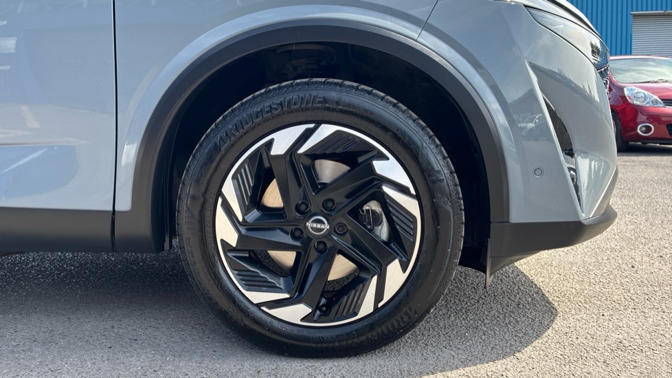 Nissan Qashqai 1.5 E-Power 205 N-Connecta [Glass Roof] 5dr Auto Hybrid Hatchback - Image 7