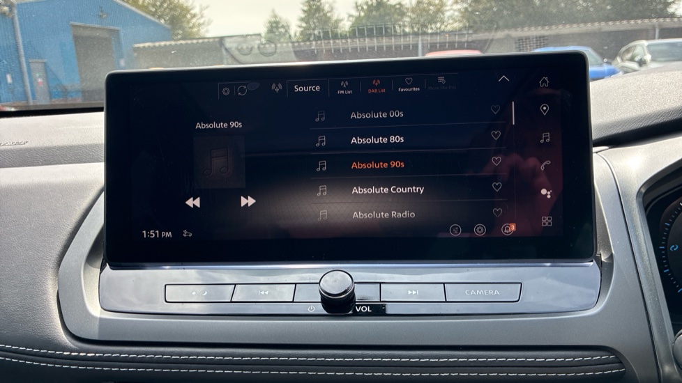 Nissan Qashqai 1.5 E-Power 205 N-Connecta [Glass Roof] 5dr Auto Hybrid Hatchback - Image 22