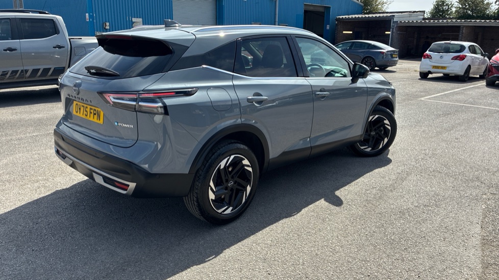 Nissan Qashqai 1.5 E-Power 205 N-Connecta [Glass Roof] 5dr Auto Hybrid Hatchback - Image 37