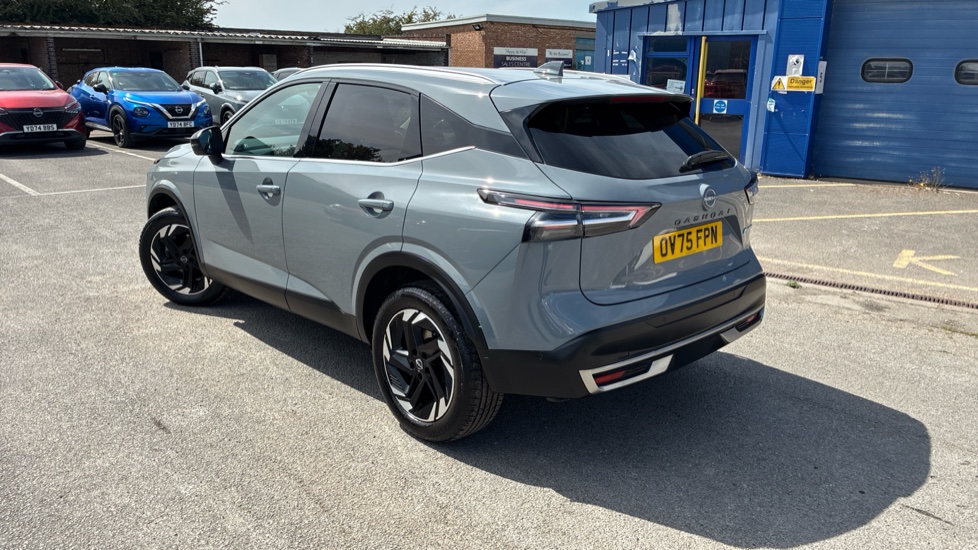 Nissan Qashqai 1.5 E-Power 205 N-Connecta [Glass Roof] 5dr Auto Hybrid Hatchback - Image 40