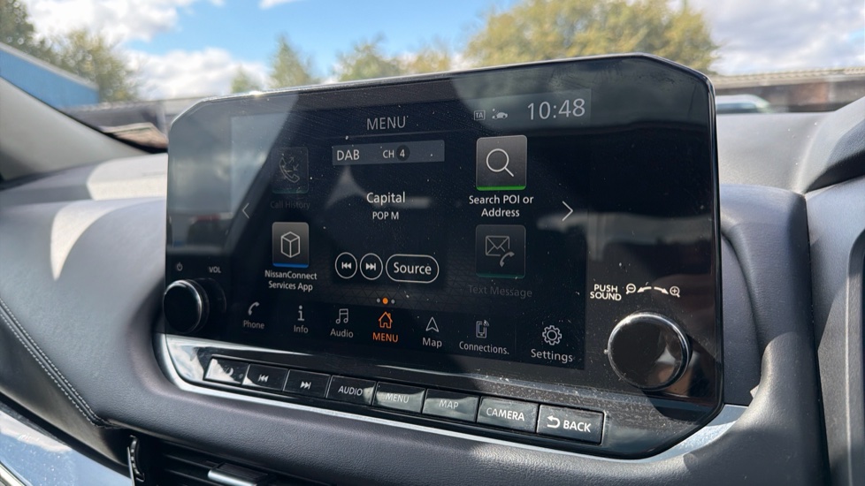 Nissan Qashqai 1.3 DiG-T MH N-Connecta 5dr Petrol Hatchback - Image 12
