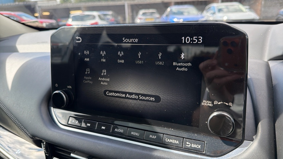 Nissan Qashqai 1.3 DiG-T MH N-Connecta 5dr Petrol Hatchback - Image 39