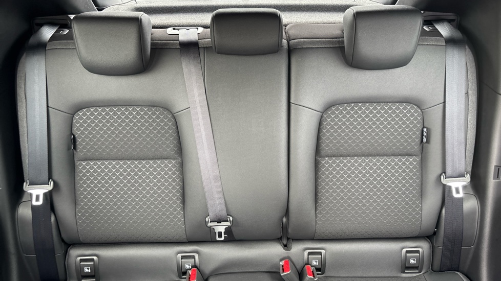 Nissan Juke 1.0 DiG-T N-Connecta 5dr Petrol Hatchback - Image 15
