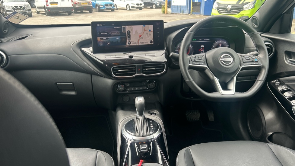 Nissan Juke 1.6 Hybrid Tekna 5dr Auto Hybrid Hatchback - Image 10