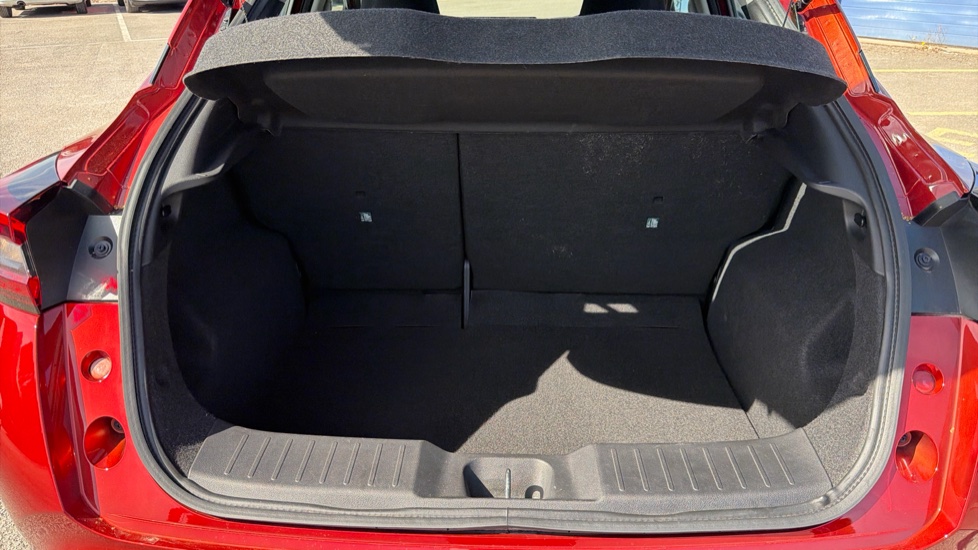 Nissan Juke 1.0 DiG-T Acenta Premium 5dr DCT Petrol Hatchback - Image 4
