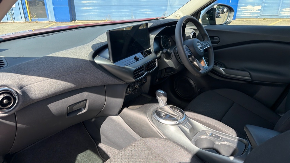 Nissan Juke 1.0 DiG-T Acenta Premium 5dr DCT Petrol Hatchback - Image 9