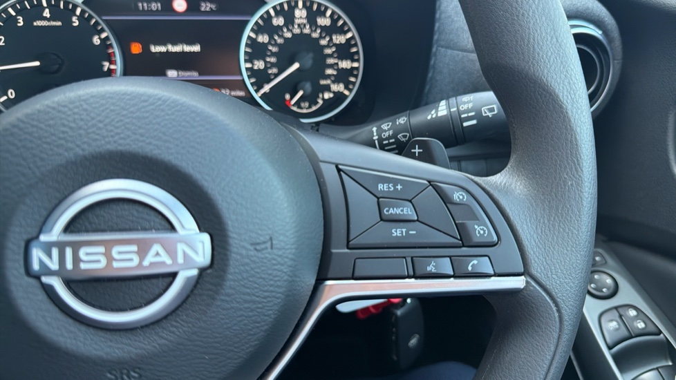 Nissan Juke 1.0 DiG-T Acenta Premium 5dr DCT Petrol Hatchback - Image 26