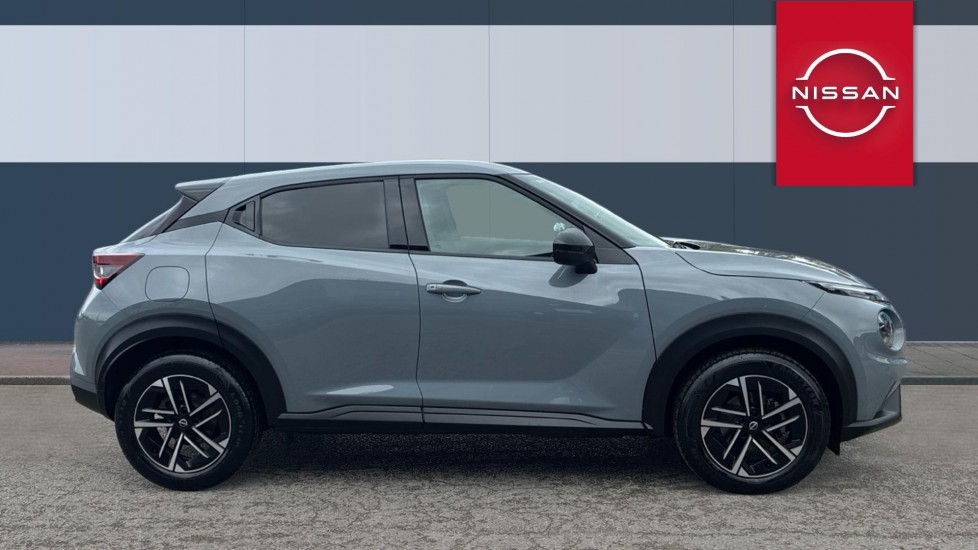 Nissan Juke 1.6 Hybrid N-Connecta 5dr Auto Hybrid Hatchback - Image 5