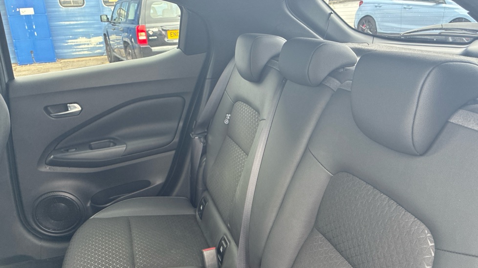 Nissan Juke 1.6 Hybrid N-Connecta 5dr Auto Hybrid Hatchback - Image 16