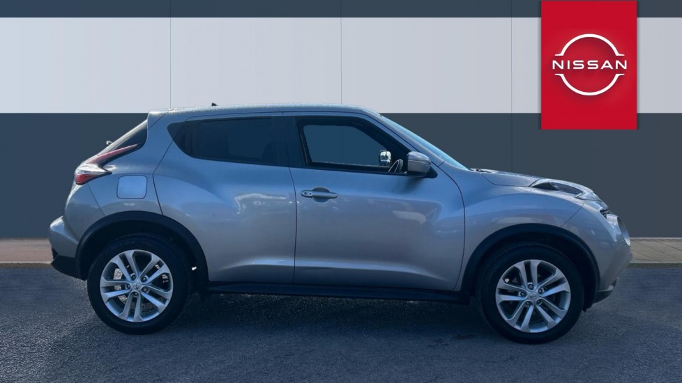 Nissan Juke 1.2 DiG-T N-Connecta 5dr Petrol Hatchback - Image 5
