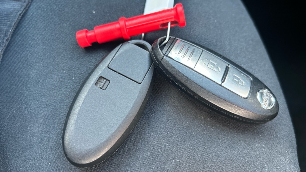 Nissan Juke 1.2 DiG-T N-Connecta 5dr Petrol Hatchback - Image 20