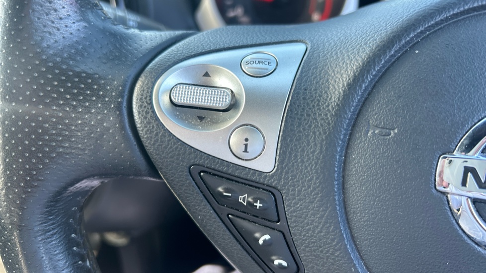 Nissan Juke 1.2 DiG-T N-Connecta 5dr Petrol Hatchback - Image 24