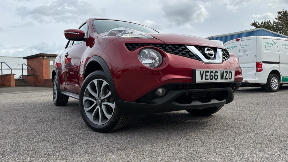 Nissan Juke 1.5 dCi Tekna 5dr Diesel Hatchback - Image 21