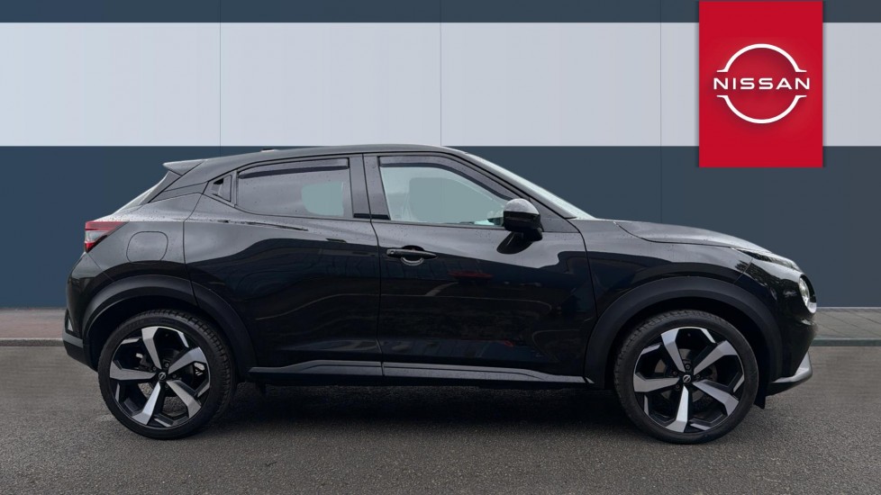 Nissan Juke 1.0 DiG-T 114 Tekna 5dr Petrol Hatchback - Image 5