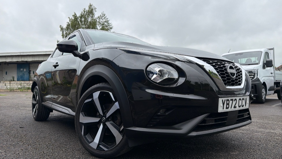 Nissan Juke 1.0 DiG-T 114 Tekna 5dr Petrol Hatchback - Image 21
