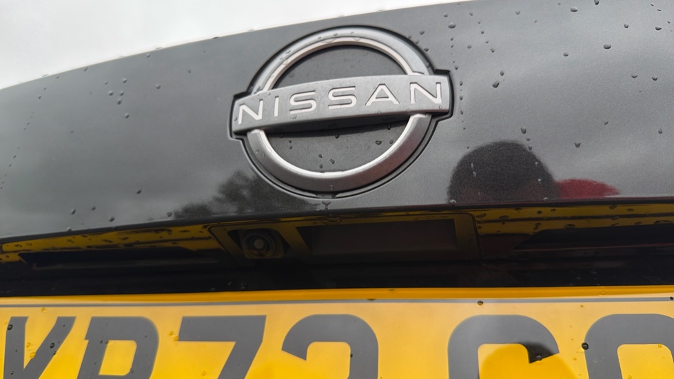 Nissan Juke 1.0 DiG-T 114 Tekna 5dr Petrol Hatchback - Image 24