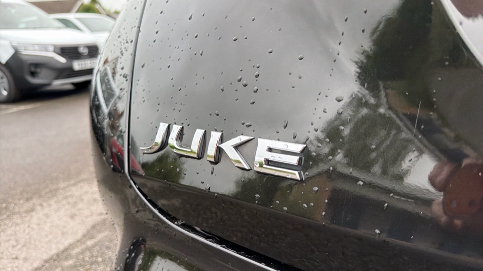 Nissan Juke 1.0 DiG-T 114 Tekna 5dr Petrol Hatchback - Image 25