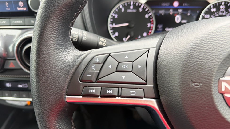 Nissan Juke 1.0 DiG-T 114 Tekna 5dr Petrol Hatchback - Image 35