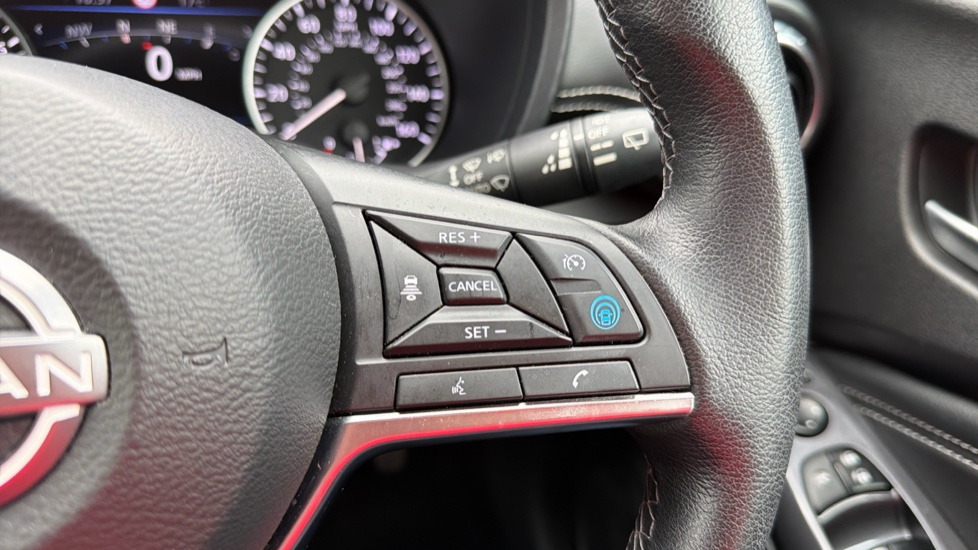 Nissan Juke 1.0 DiG-T 114 Tekna 5dr Petrol Hatchback - Image 36