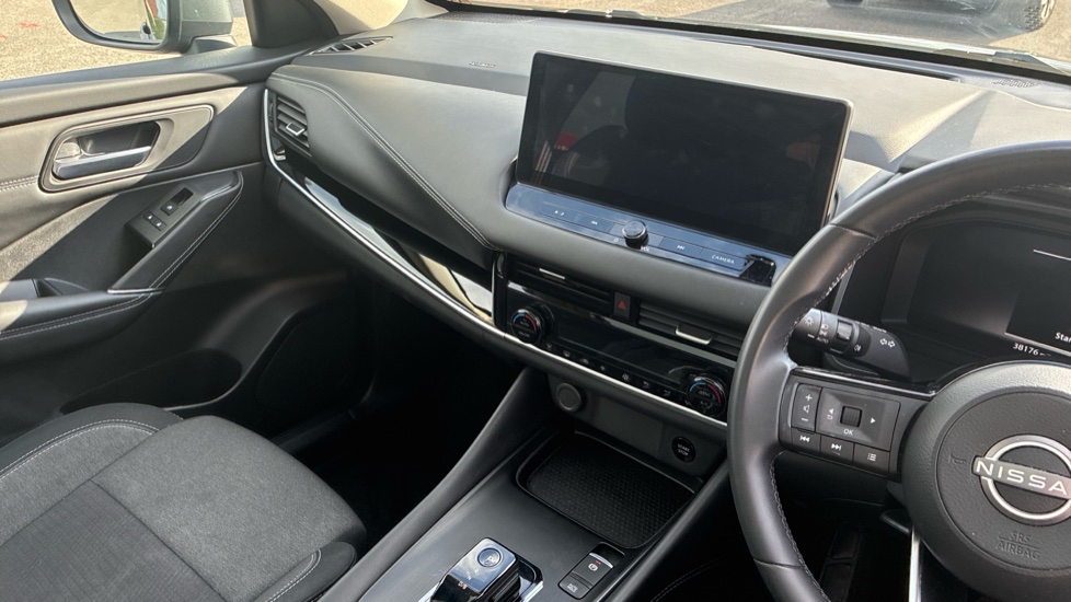 Nissan Qashqai 1.5 E-Power N-Connecta 5dr Auto Hybrid Hatchback - Image 14