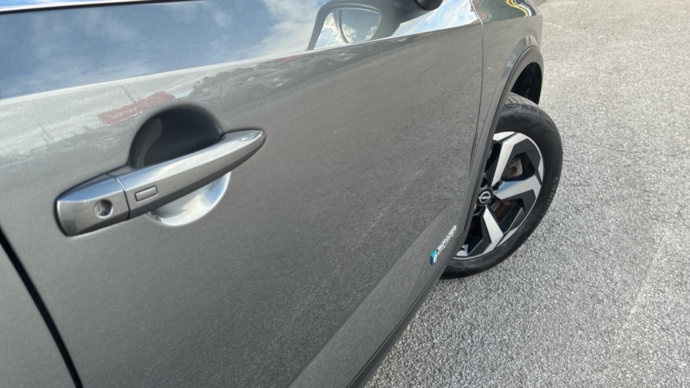 Nissan Qashqai 1.5 E-Power N-Connecta 5dr Auto Hybrid Hatchback - Image 27