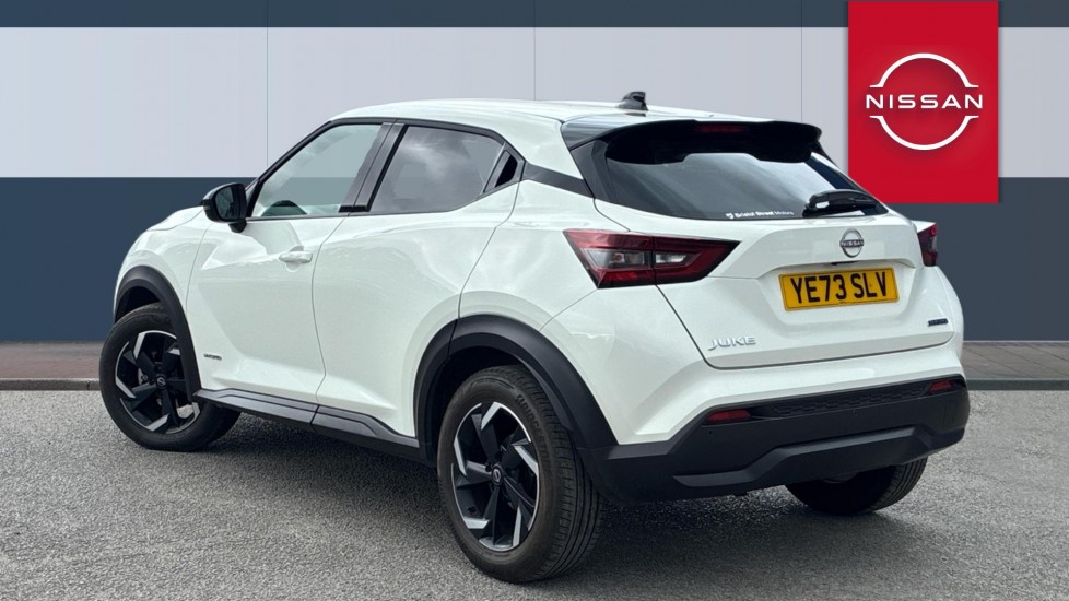 Nissan Juke 1.6 Hybrid N-Connecta 5dr Auto Hybrid Hatchback - Image 2