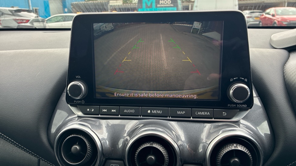 Nissan Juke 1.6 Hybrid N-Connecta 5dr Auto Hybrid Hatchback - Image 23