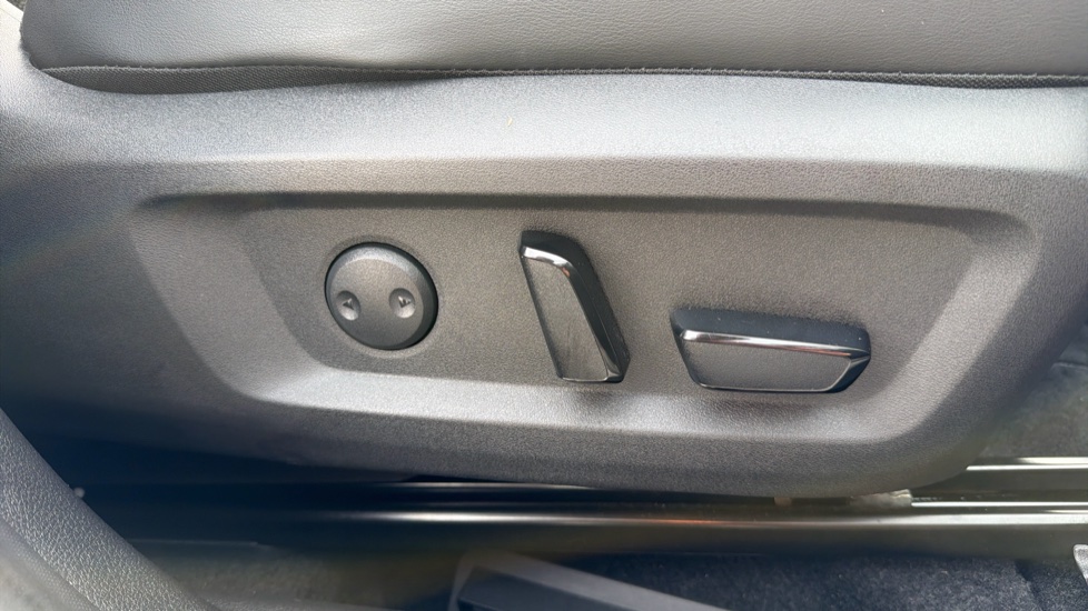 Nissan X-Trail 1.5 E-Power 204 Tekna 5dr Xtronic Hybrid Station Wagon - Image 32
