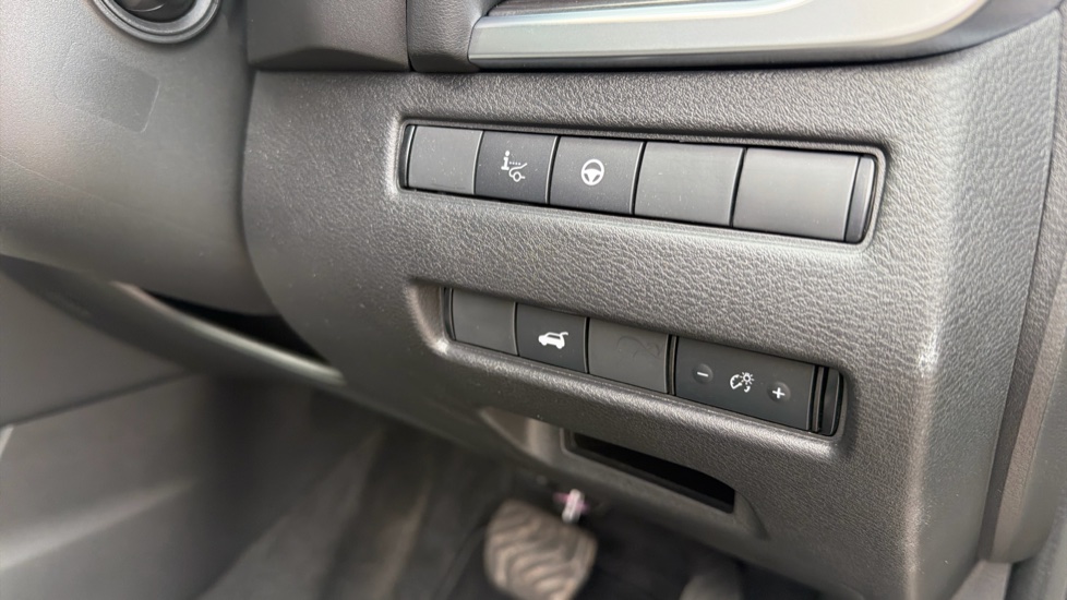 Nissan X-Trail 1.5 E-Power 204 Tekna 5dr Xtronic Hybrid Station Wagon - Image 33