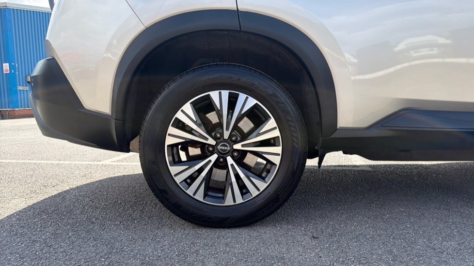 Nissan X-Trail 1.5 E-Power 204 Acenta Premium 5dr Xtronic Hybrid Station Wagon - Image 7
